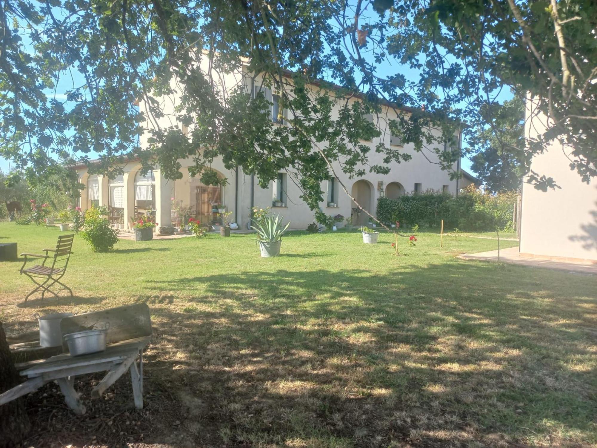 Bed and Breakfast Beb Montefratta Fratta Terme Exterior foto